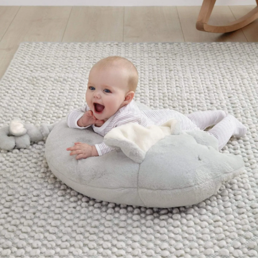 The Benefits of Tummy Time for Your Newborn