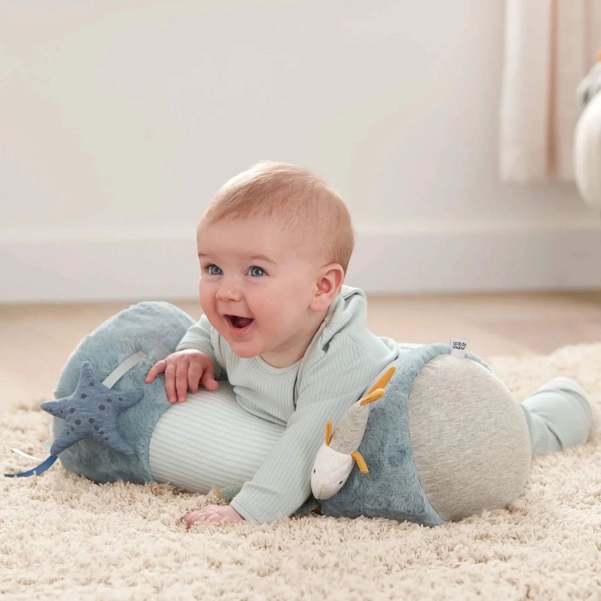 Baby safari tummy time sales roller