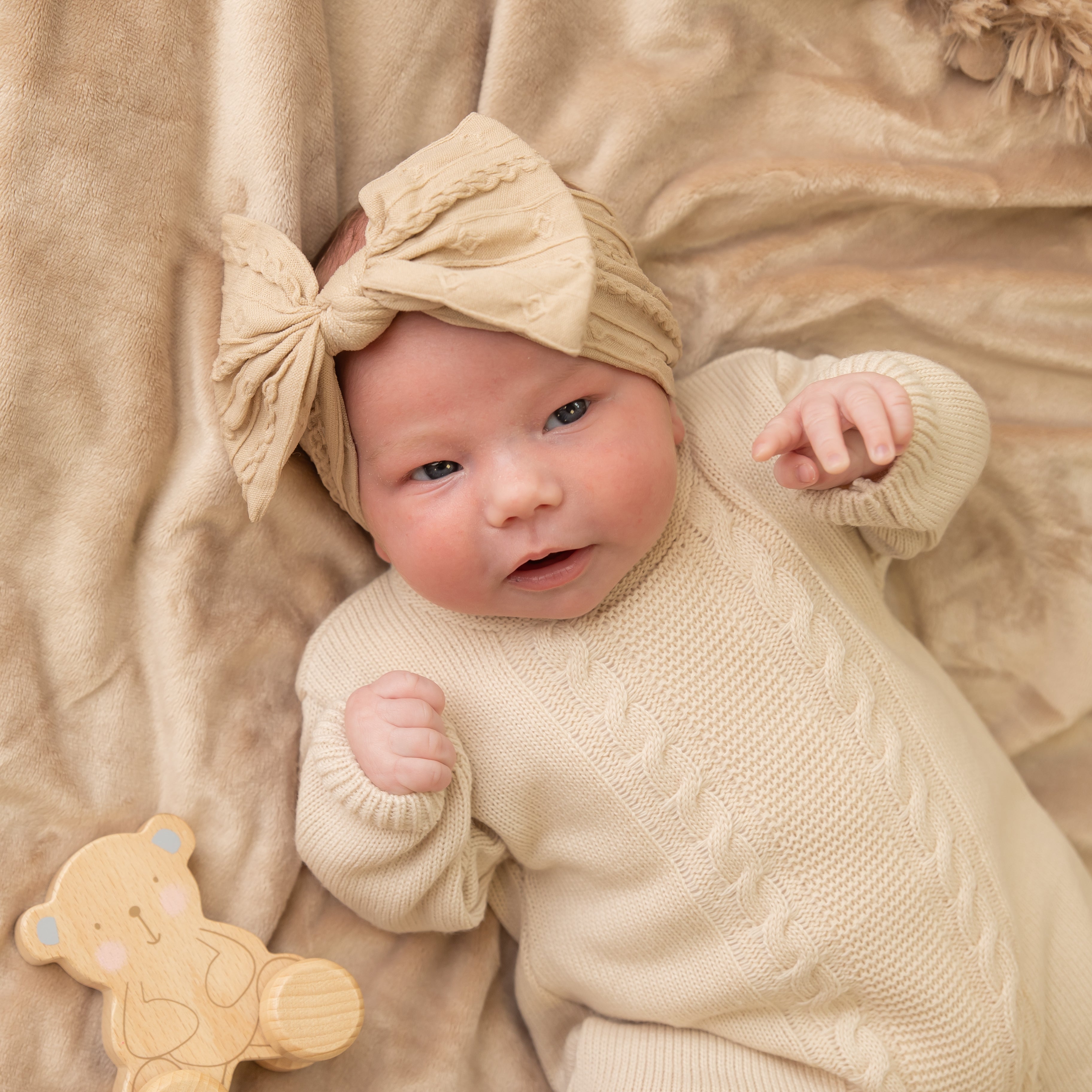 Coffee Cable Bow Headband