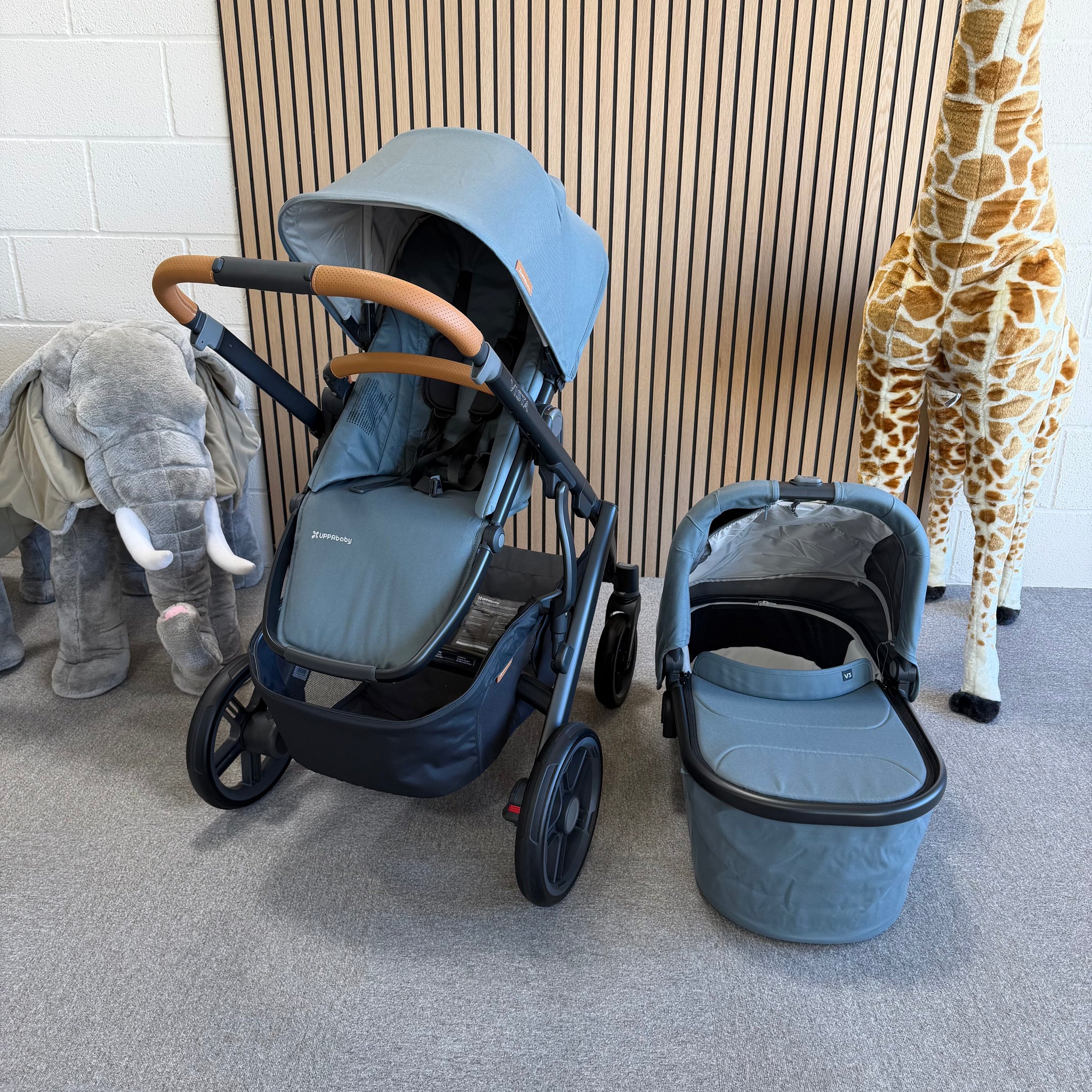uppababy vista pascal grey EX DISPLAY Uppababy VISTA V3 Pushchair & Carrycot