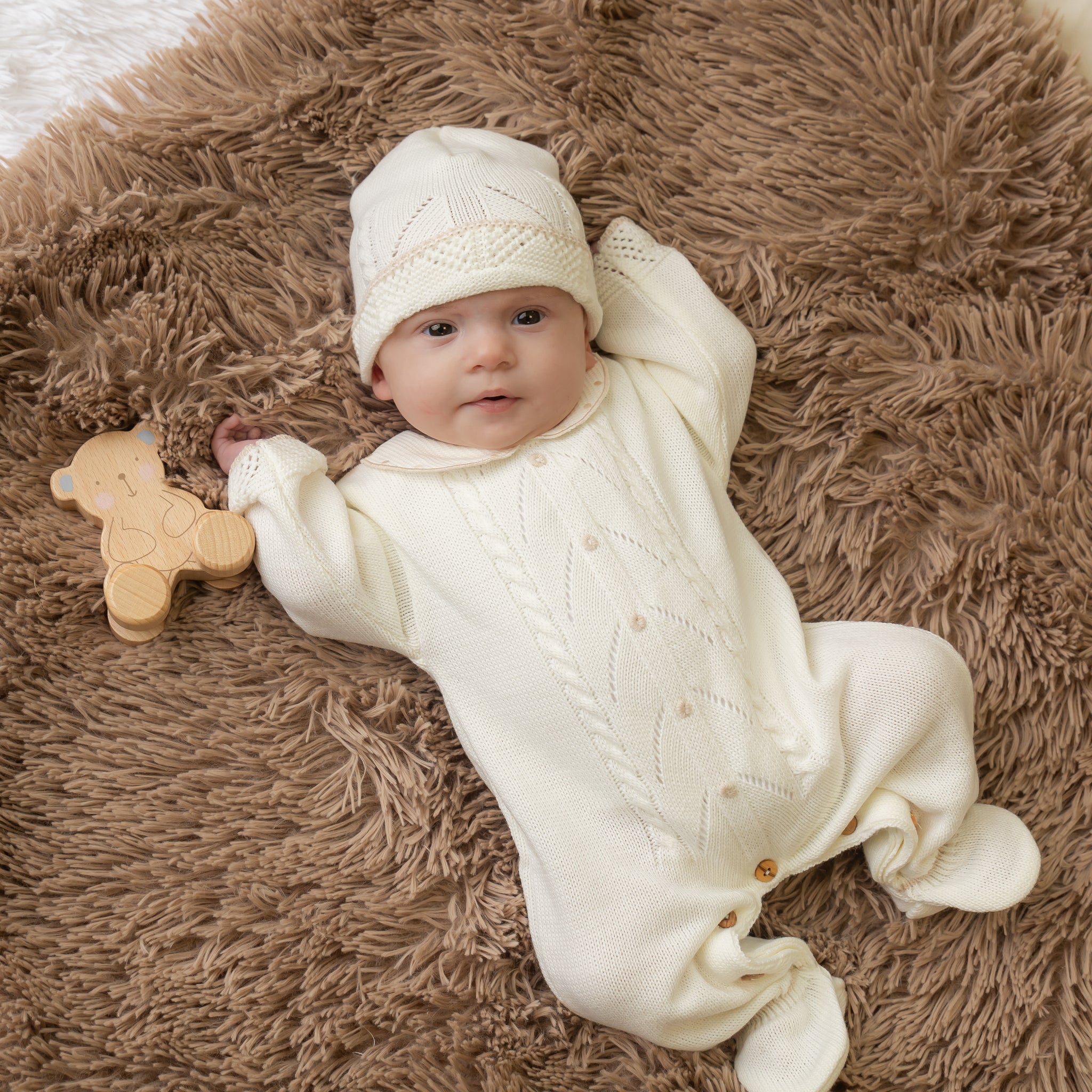 Ivory & Taupe Knitted Onesie & Hat – Millie & Ralph