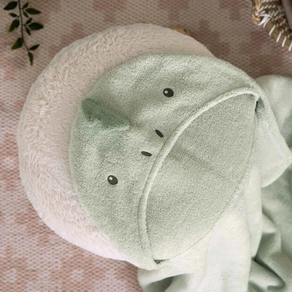 Mamas Papas Hooded Baby Towel Dinosaur Millie Ralph